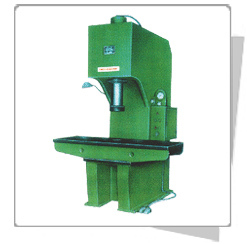 單柱液壓機有什么樣的實際應(yīng)用 單柱液壓機有什么樣的實際應(yīng)用